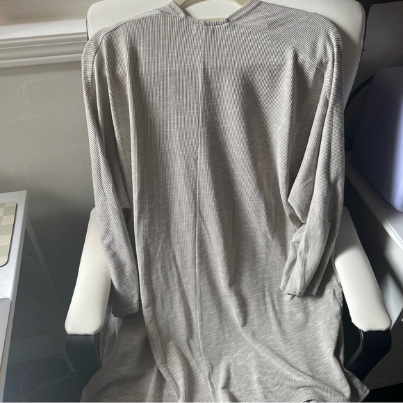 Taupe Lightweight Cardigain - Picture 4 of 5